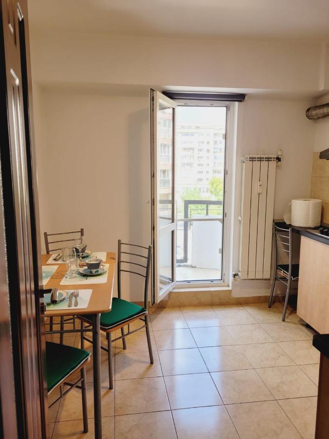 Peaceful Loft Apartment Bucureşti Exterior foto